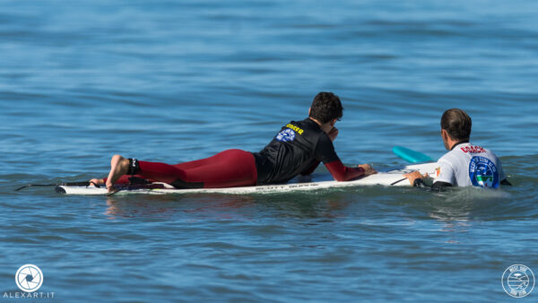 Corso di Surf per ragazzi - immagine 2